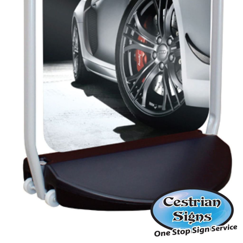 Swinger 4000 Swinging Panel Sign wheels