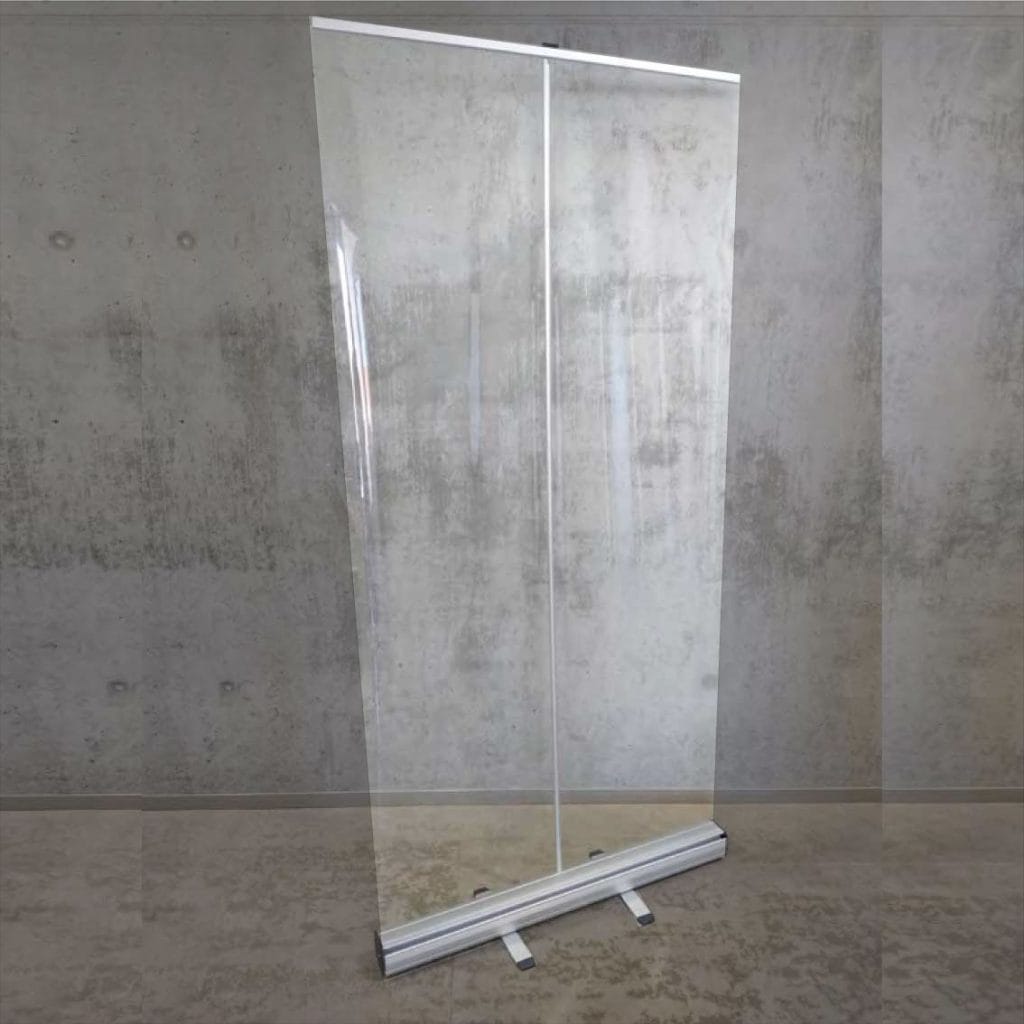 Free standing sneeze guard screen