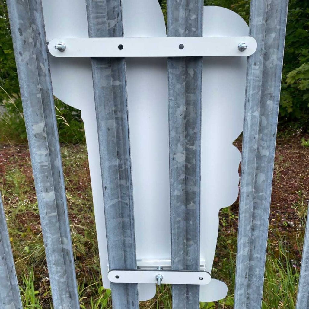 School no parking fence sign clamping system