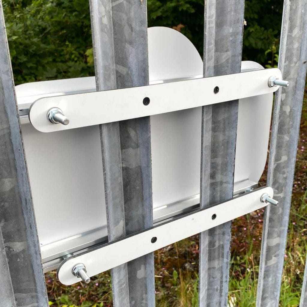School fence no vehicle idling sign fixing clamp